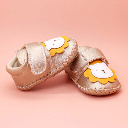 Baby Cartoon Bear Patched Pattern Soft Sole Shoes